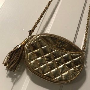 Metallic Gold Quilted Chain Purse